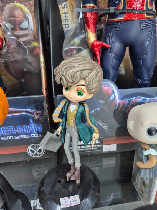 Figura Harry Potter Ron Newt Scamander Animales Fantasticos